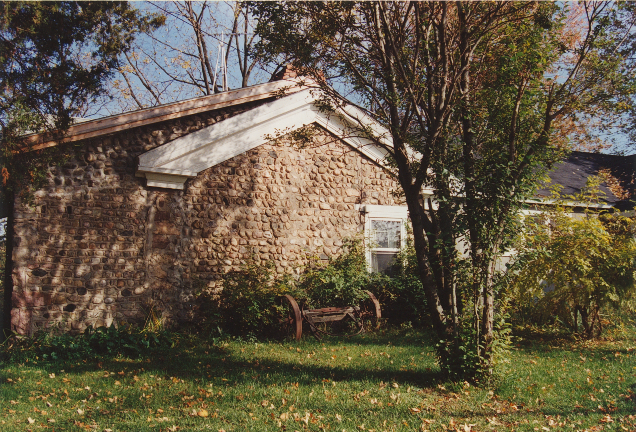 Ros-1 7980 Hickory Ridge Trail 3